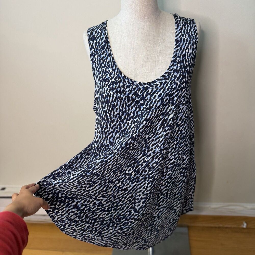 Burberry Brit Sleeveless Silk Blouse Abstract Animal Print XL EUC Quiet Luxury - Picture 12 of 12